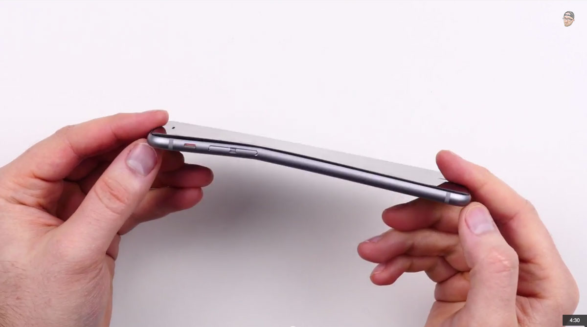 bendable-iphone-6-plus-unbox-therapy-2