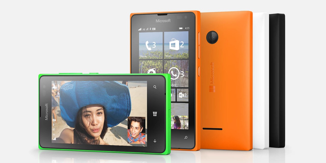 Lumia-435-beauty-1-jpg