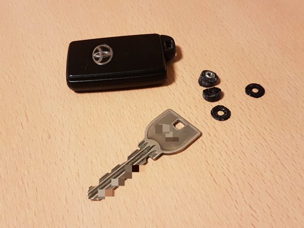 車のスマートキーと家のカギをコンパクトに持ち運ぶ方法 Dream Seed 車のスマートキーと家のカギをコンパクトに持ち運ぶ方法 Dream Seed
