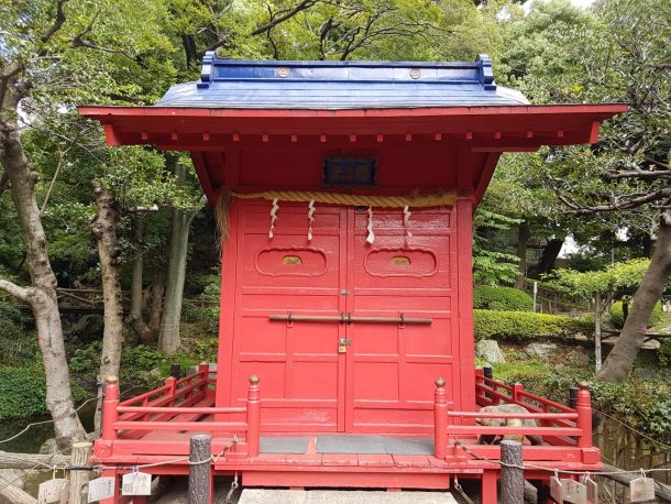 須藤公園にある弁財天。長州出身の政治家、品川弥二郎の邸宅があったそうです。