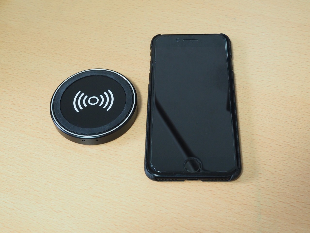 Qi対応の充電器「Anker PowerPort Qi」を購入。コンパクトだけど、位置合わせがシビア Dream Seed.