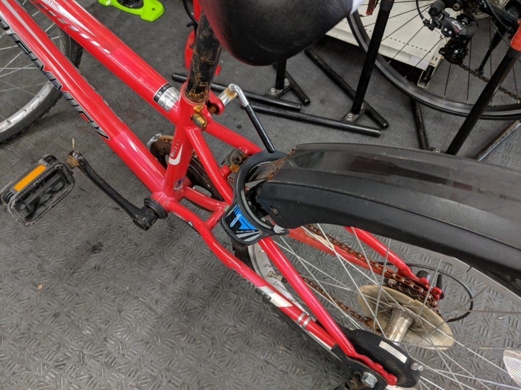 自転車 鍵 交換 自分 で