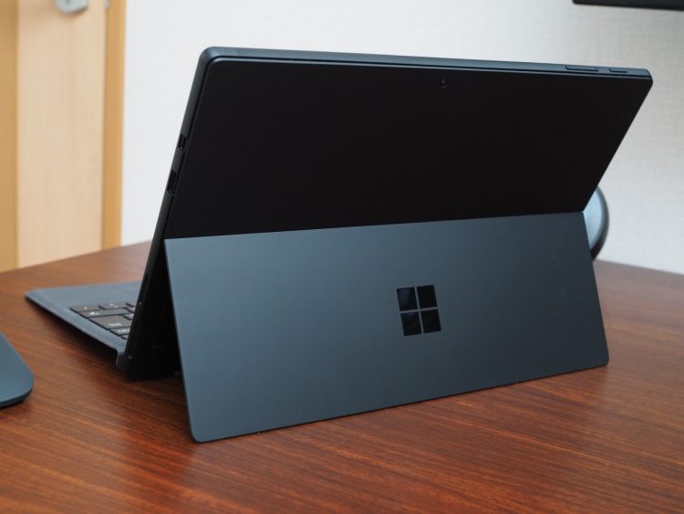 10%クーポン Pro 【専用ペン/箱付】Surface 6 ブラック i5/8GB/256GB ノートPC