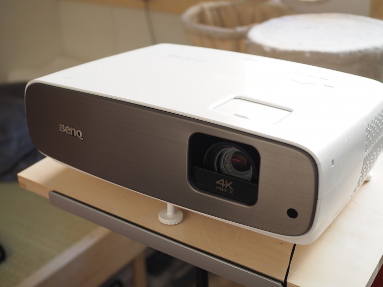 短焦点でも高画質、「BenQ HT3550」レビュー。色再現率が高い真の4K 