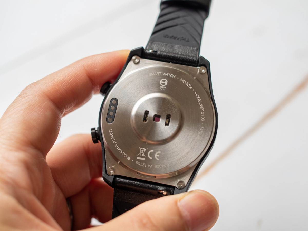ticwatch pro 1gb
